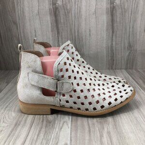 Musse & Cloud Ankle Boots Womens EU 39 Light Gray Distressed Suede Booties